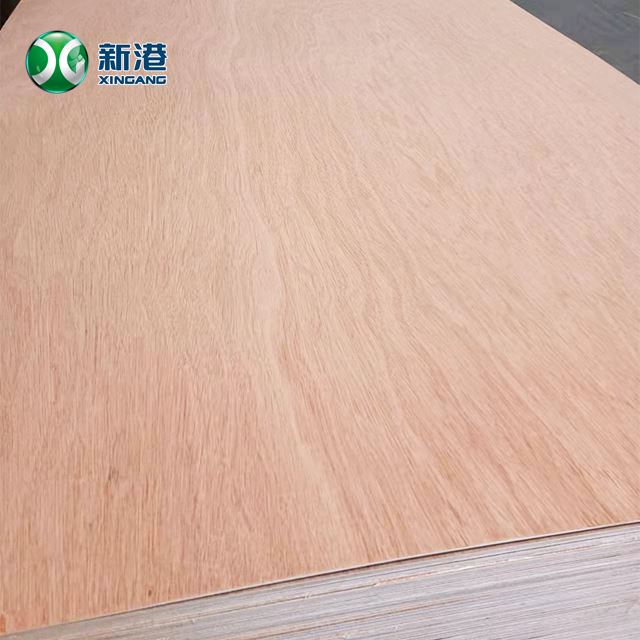 1220*2440mm High Quality E1 Pine Furniture Commercial Plywood Pine CDX Marine Construction Plywood Sheet