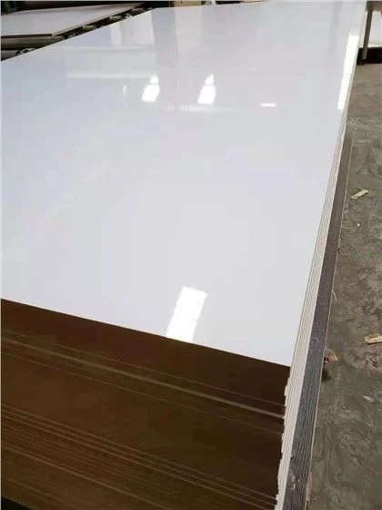 Papan Gentian Ketumpatan Sederhana MDF