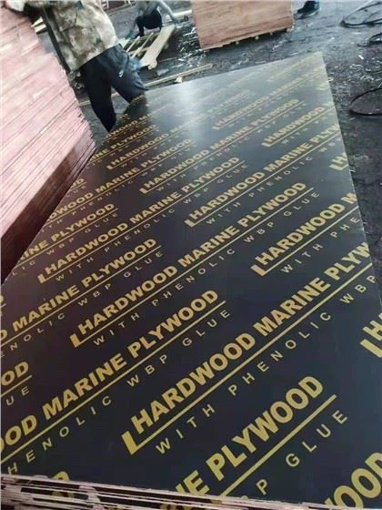 Papan Lapis Berhadapan Fim Pasar Filipina
