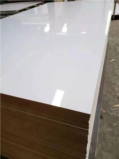 Papan MDF Melamin Berlamina Putih Titanium