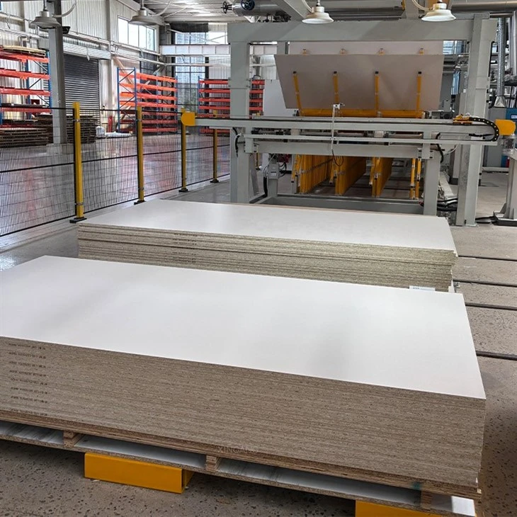 E1 Grade Melamine Faced PB Chipboard factory