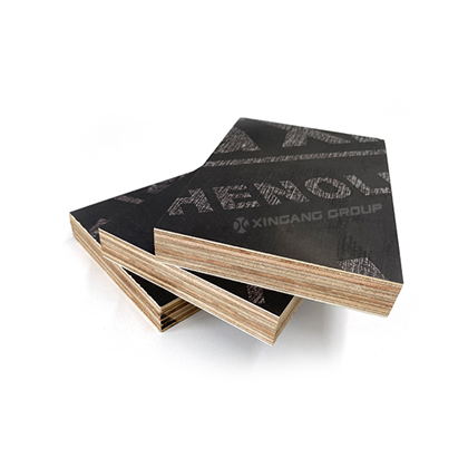 Filem Faced Eucalyptus Plywood Permukaan Licin Teras Tahan Lama Untuk Formwork Konkrit